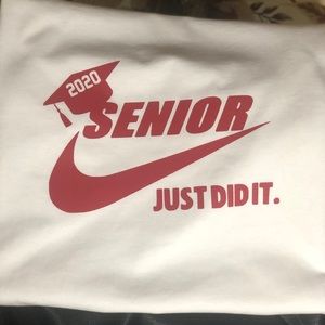 Senior 2020 tee